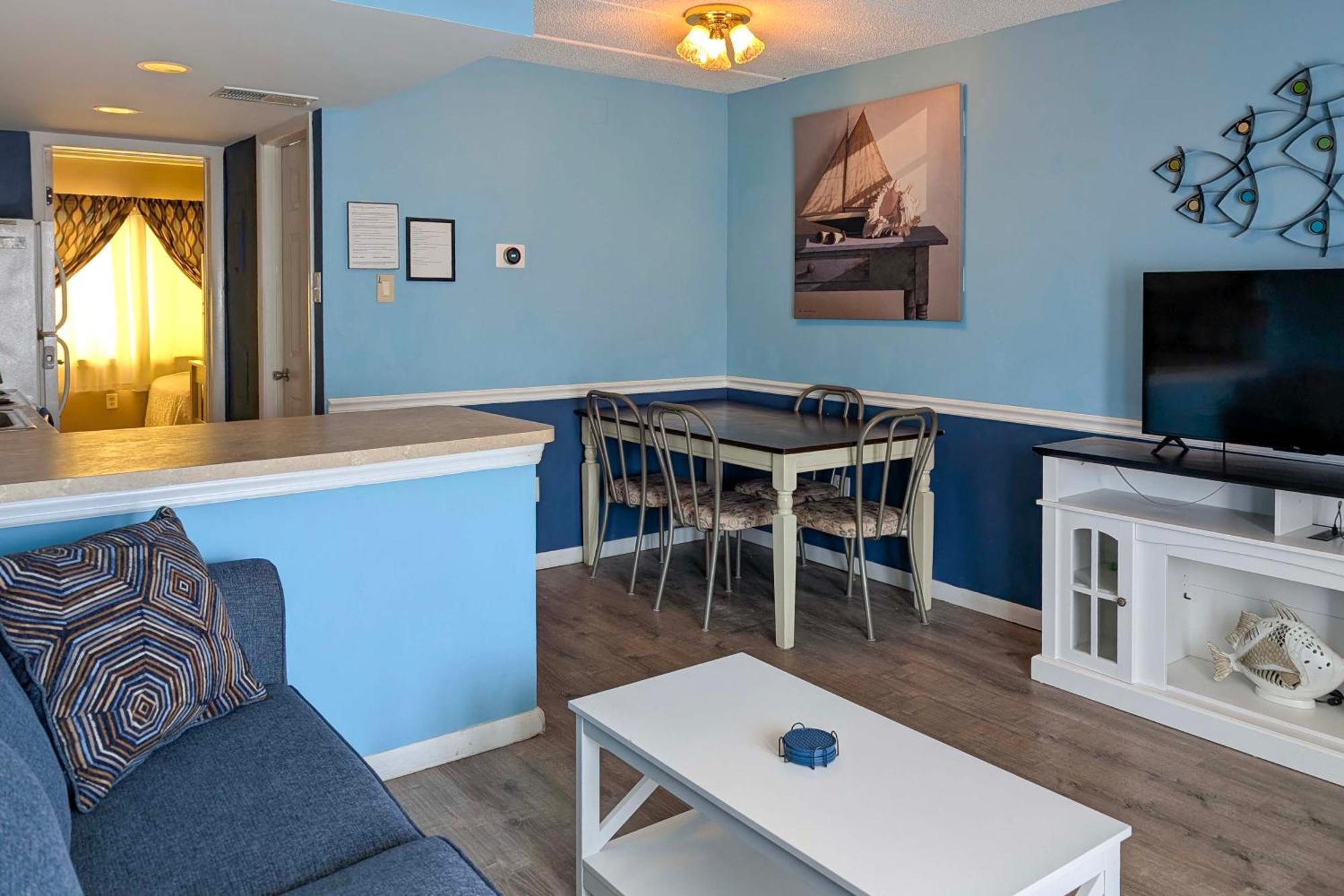 Coastal Condo With Pool, 1 Block To Wildwood Beach! Kültér fotó