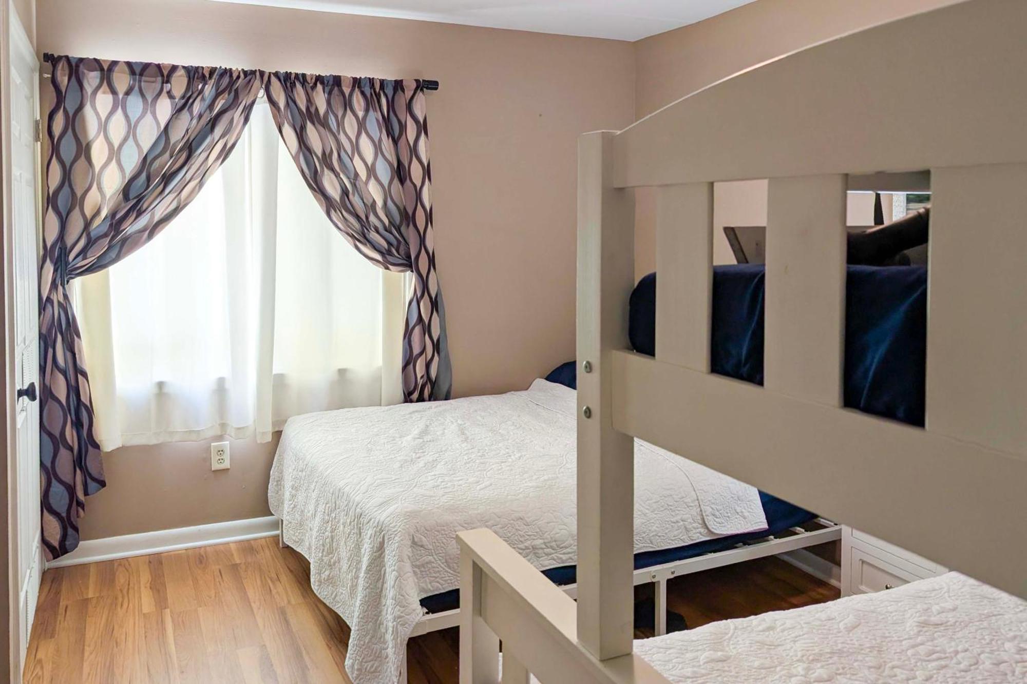 Coastal Condo With Pool, 1 Block To Wildwood Beach! Kültér fotó